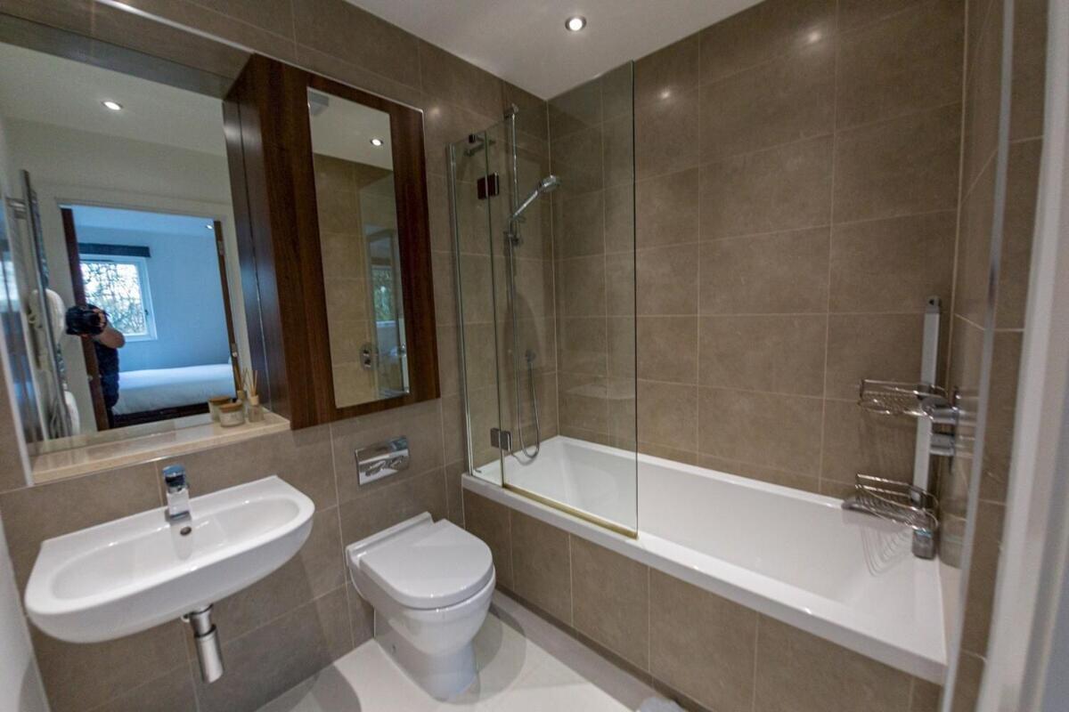 Oakhill Apartment แอเบอร์ดีน ภายนอก รูปภาพ