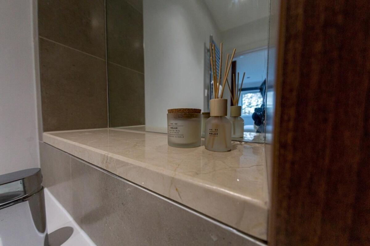 Oakhill Apartment แอเบอร์ดีน ภายนอก รูปภาพ